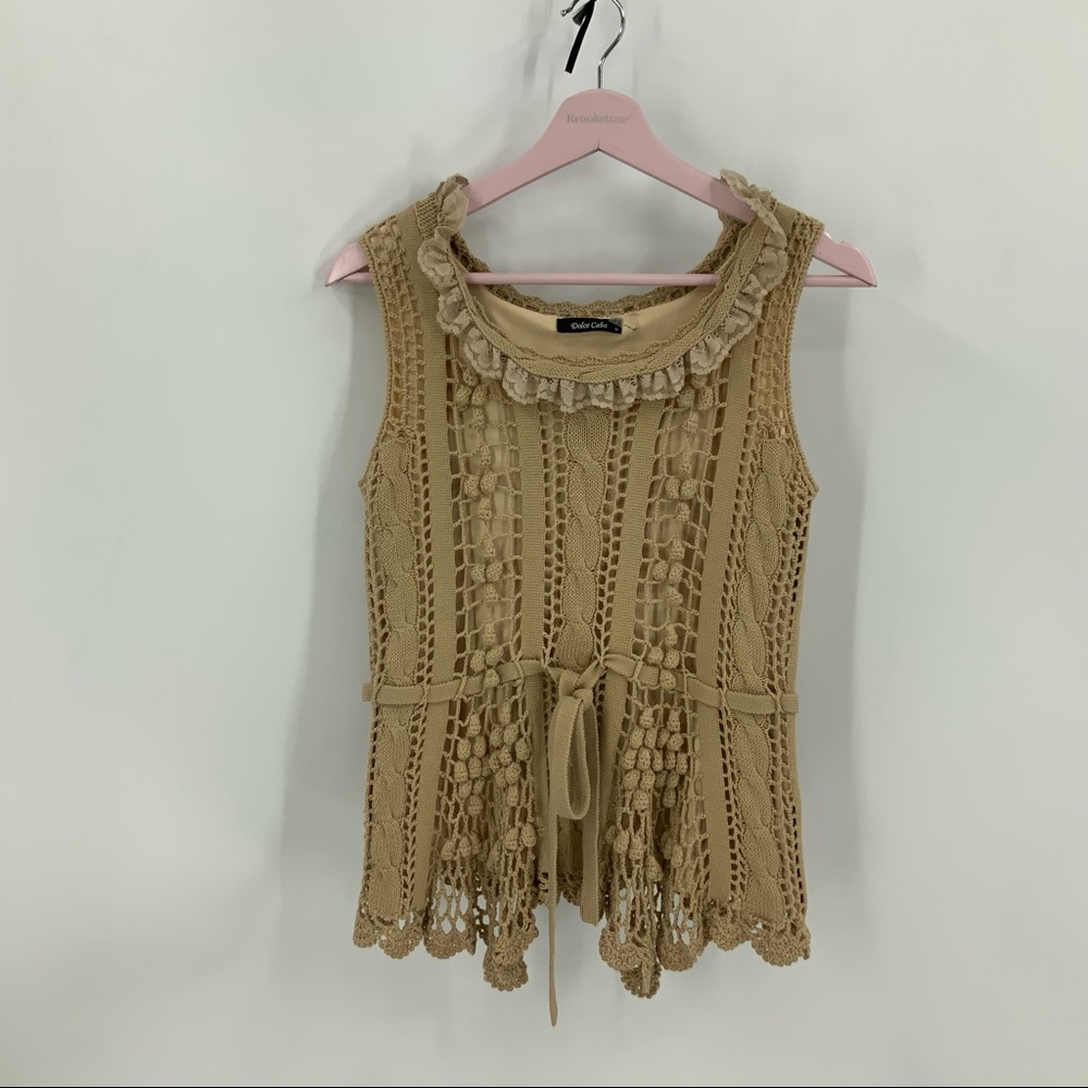 Dolce Cabo crocheted sweater romantic BoHo top with lace trim neckline M